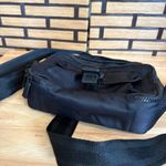 Hunter Black Nylon 3 Way Top Clip Crossbody Photo 5