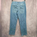 Gloria Vanderbilt Amanda Light Blue Zip Up Button Womens Regular Jeans Size 12 Photo 1