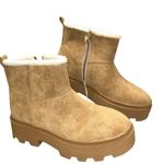 SM NEW YORK Women's Tan Ankle platform Boots size 8 Medium Photo 3