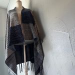Knox Rose  Charcoal and Light Gray Poncho sweater. Photo 7