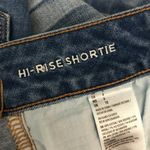 American Eagle Womens Hi-Rise Shortie Cut Off Fringe Medium Wash Super Stretch 6 Photo 3