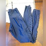 Nike Woman’s size xs navy blue  twist speed leggings Photo 0