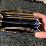 Stella & Dot  Black Woven Wallet with Blue Trim & Blue Interior – Tassel Zip Photo 1