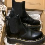 Dr. Martens 2976 Quad Chelsea Boots Photo 0