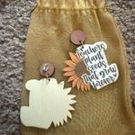 NWOT Wooden Sunflower Teacher Statement Earrings Brown Photo 2