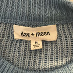 Blue star sweater Size M Photo 1