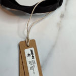 SKIMS NWT Naked Scoop Bra Photo 5