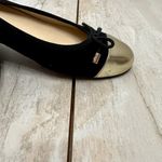 Vero Cuoio Women’s Sz 9 1/2 Black Suede Ballet Flats With Gold Leather Toe Tips Photo 5