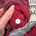 Lululemon  Runderful Half Zip Long‎ Sleeve Shirt! Fantastic condition! size 4 Photo 1