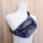 Forever 21 Tapestry Floral Womens Belt Bag Size OS Blue Brocade Boho Festival Artsy Photo 1