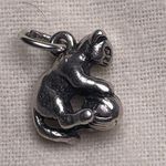 James Avery  Retired 3D cat With Ball Of Yarn Charm Photo 2