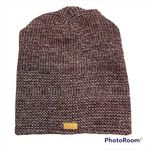 She Shreds Heathered Maroon Beanie. Red Photo 0