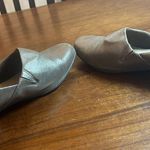 Clarks Women's Metallic Gray Loafers Photo 4