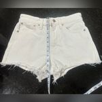 Madewell relaxed Women's White Denim Shorts Sz 14 cut off ragged hem beach Photo 7