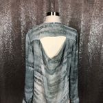 Jennifer Lopez  snake print blouse‎ Photo 3