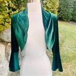 Huhot Velvet Dark Hunter Green 3/4 Bell
Sleeve Shrug Size L Photo 6