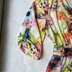 Gianni Bini floral Erynn Romper foam bouquet v neck waist tie size large Photo 3