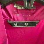 Marmot ‎ women’s fuschia zip up lightweight rain jacket. Medium Photo 3