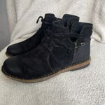 Born Tarklin Boots Womens 9.5 Bootie Shoes Black Distressed Suede Boho Comfort Photo 2