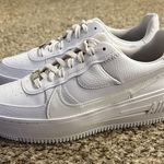 Nike  Air Force one platform size 8.5 Photo 1
