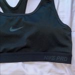 Nike Pro Women's Black Sports Bra Photo 2
