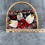 Madeira Embroidered Rattan Bag floral design red white vtg retro Black Photo 3