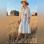 Lucky Brand Tan Suede Yakeena Ankle Bootie Size 8.5 Like new condition so clean Photo 3