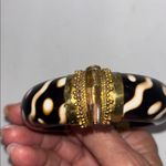 BROWN AND CREME COLORED BRACELET. WITH BRASS LIKE HARDWARE PIN CLOSURE VINTAGE Photo 6