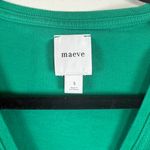 Maeve  Lacrosse Embroidered V-neck Cropped Tee in Kelly Green‎ Size Small Photo 6