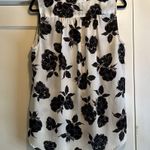 Saint Tropez West  | White & Black Floral V-Neck Flowy Tank Top Size Large Photo 4