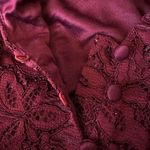 Yumi Kim  Caitlyn Shirt Womens Small Button Up Lace Top Burgundy Wine Red Photo 4