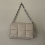 H&M NWT Elegant Cream Chain Shoulder Bag Photo 5