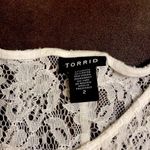 Torrid  White Lace Short Sleeve Cold Shoulder Top Photo 4