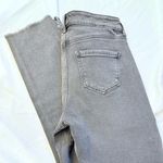 Time And Tru  studded mid-rise jeans Photo 6