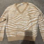 Belk Sweater Photo 0