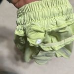 Lululemon like new Hotty Hot Low Rise Short 2.5"Crispin Green size 8 Photo 6