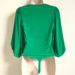 EXPRESS NEW Deep V Neck 3/4 Balloon Sleeve Bodysuit Extra Small Solid Green Photo 1