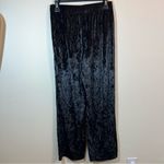 Fabletics  Black Go To Crushed Velvet Wide Leg Pants Small NWT Photo 7