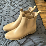 Target Rain Boots  Photo 0