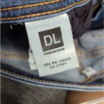 DL1961 Premium Denim Blue Jeans Straight Leg 28 Photo 6