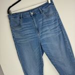 American Eagle  Curvy Super High Rise Jeggings Sz 12 SHORT Light Medium Wash Photo 5