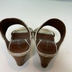 Donald J Pilner Viv Champagne Gold Leather Woven Heeled Sandal 7.5 Photo 3