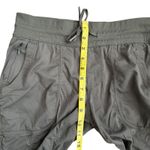 The North Face  Women's Olive Green Aphrodite 2.0 Hiking Capri‎ Pants NFOA2U06 Photo 4