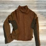 Miss Me Boho style light weight jacket size Large, pit to pit is 18, length is 25, can be worn zipped or unzipped Photo 1