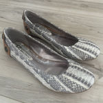 B Makowsky B. Makowsky BMROSE Snakeskin Print Ballet Flats Beige Studded Heel size 6 Photo 0