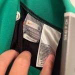 Nike Womens  dri-fit capris pants small cropped green NEW Photo 5