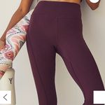 Free People  Good Karma HR 7/8 Legging in Eggplant sz XS/S NWOT Photo 3