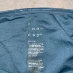 A New Day Top Photo 2