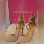 NIB Republic LA Nude Faux Suede Pointy Toed Ankle Lace Photo 3