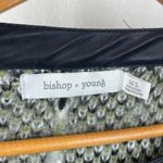 Bishop and Young  White Black Green Plaid Zip Up Cozy Fuzzy Cape M/L Photo 4